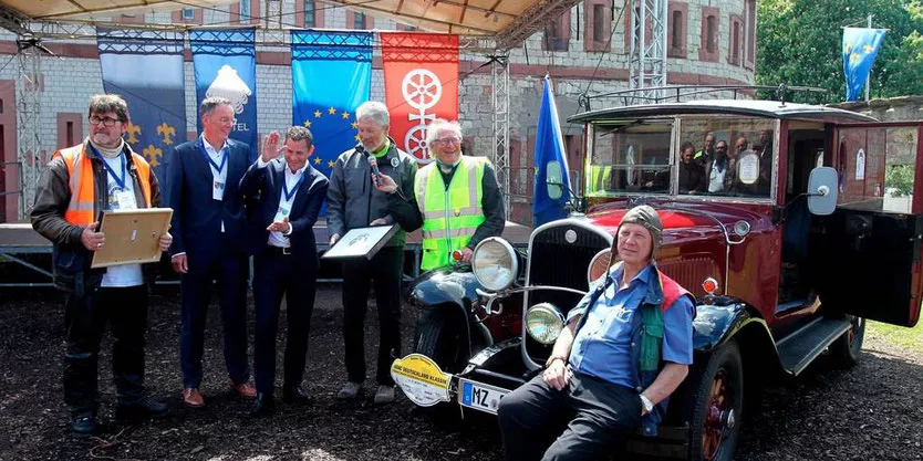 Unterwegs für ein grenzenloses Europa Unterwegs für ein grenzenloses Europa